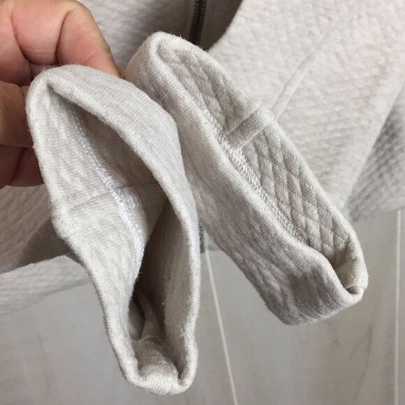 CAbi Womens "Ryder" Jacket Size XS Light Beige "Quited Look" - Picture 7 of 9